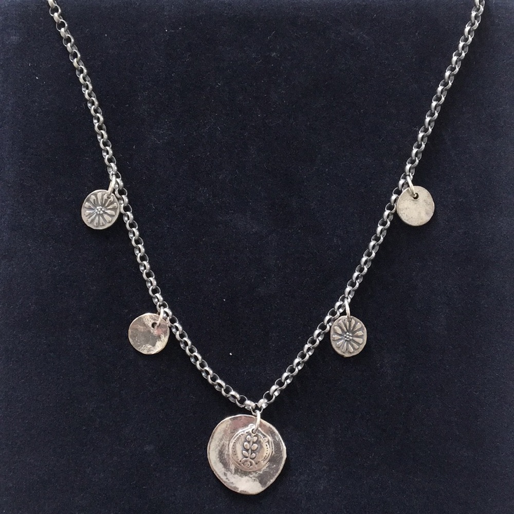 Silpada Sterling floral disc coin necklace N1668